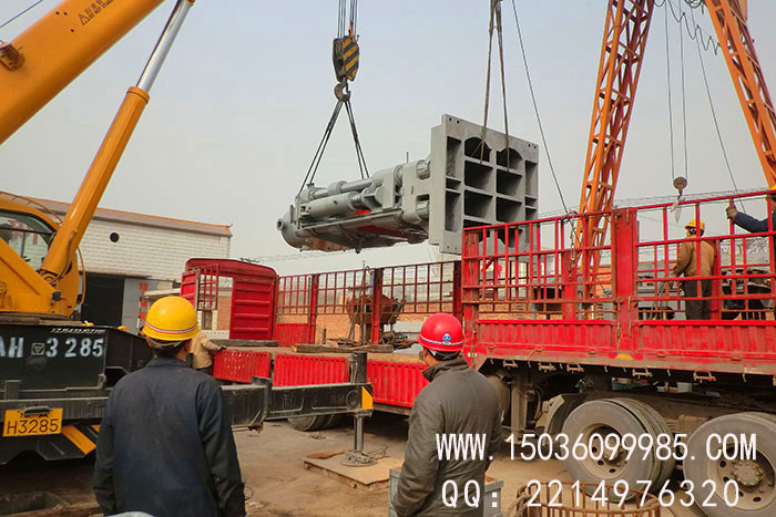 YMZA1200-36液壓磚機(jī)發(fā)貨現(xiàn)場